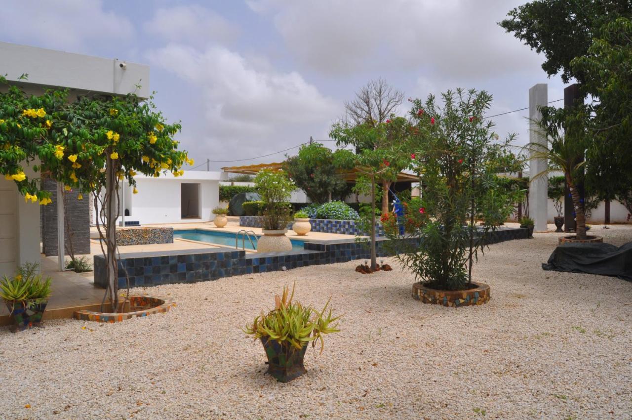 Keur De Pierre Hotel Saly Portudal Kültér fotó
